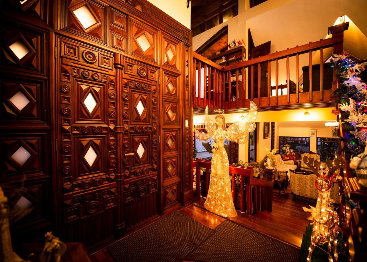 Hostal Dulce Hogar Latacunga Buitenkant foto
